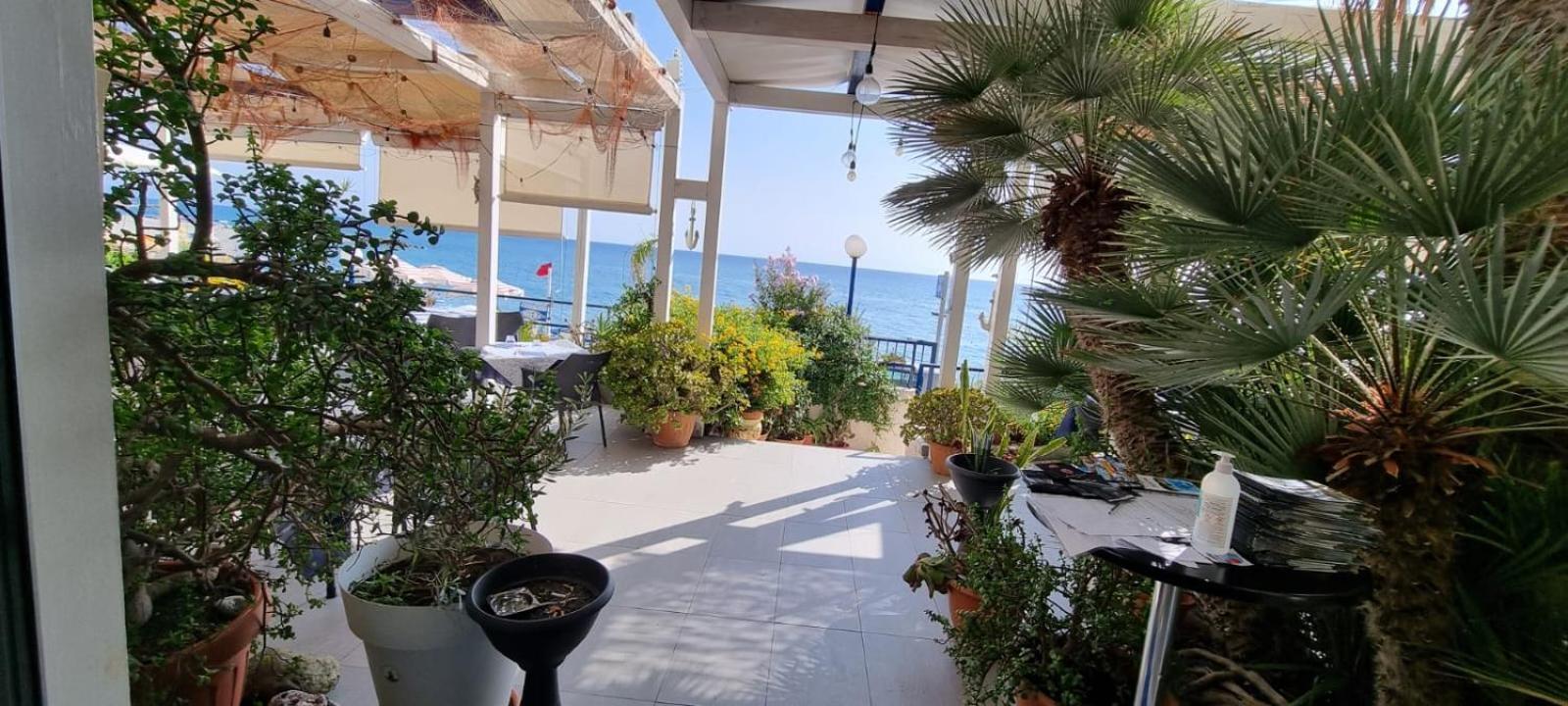 Hotel Ristorante Mareblu Amantea Eksteriør bilde