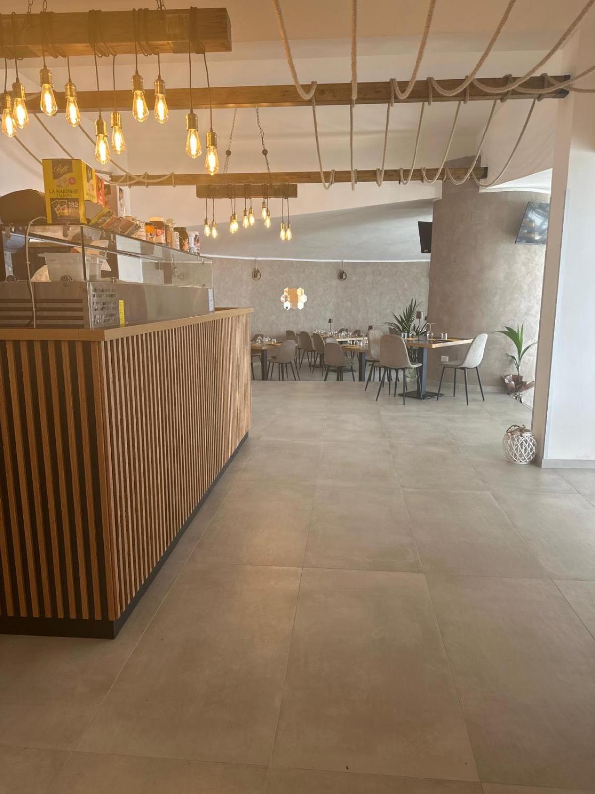 Hotel Ristorante Mareblu Amantea Eksteriør bilde