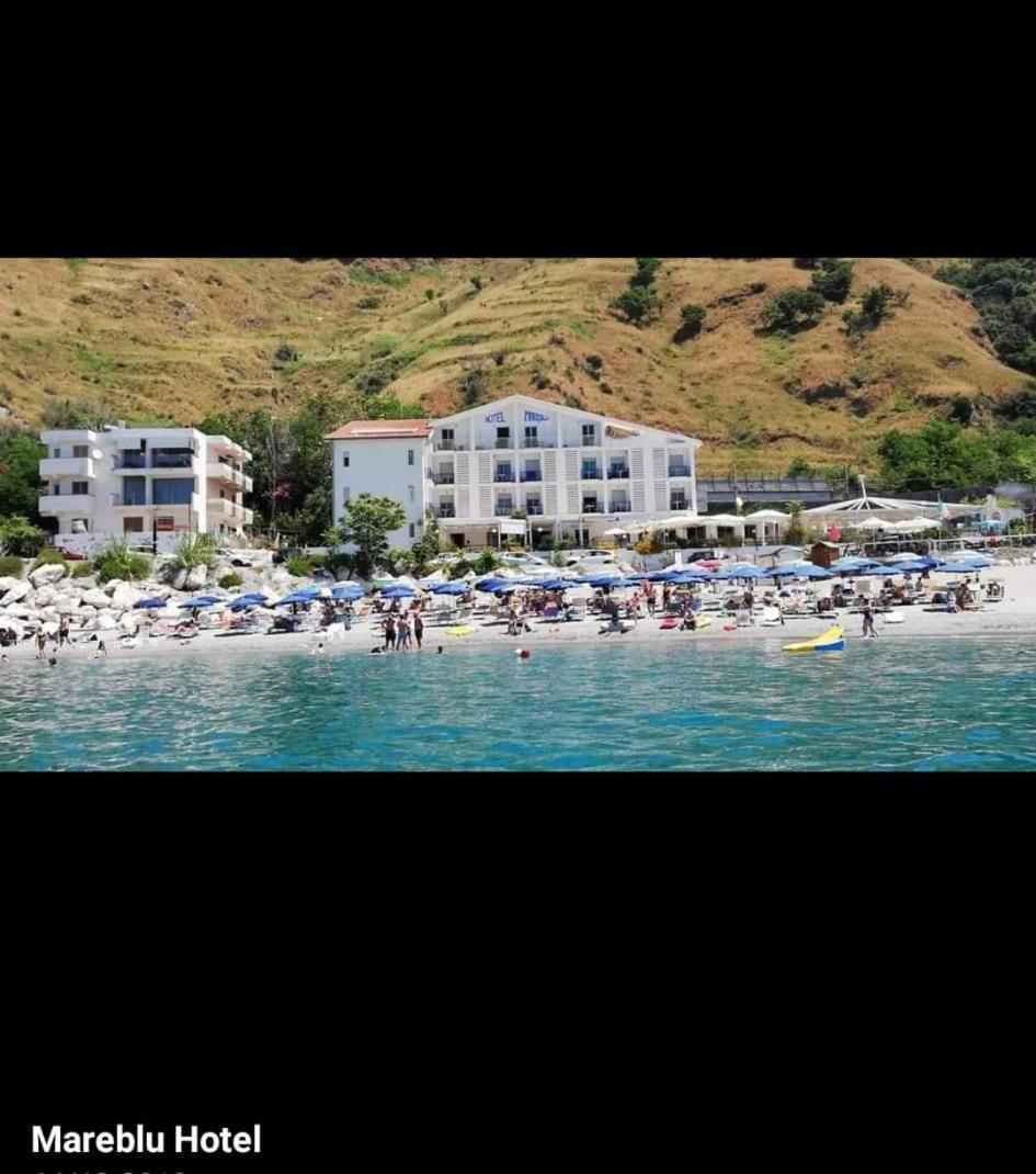 Hotel Ristorante Mareblu Amantea Eksteriør bilde